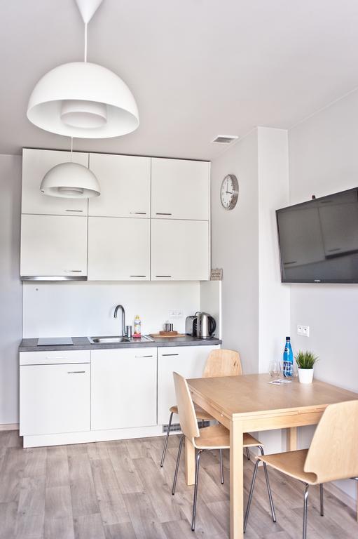 Apartamenty Leszno Leszno  Δωμάτιο φωτογραφία
